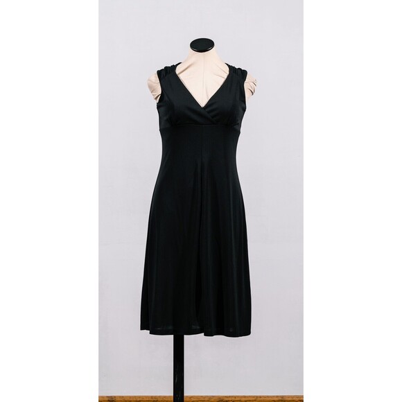 Isaac Mizrahi Dresses & Skirts - Isaac Mizrahi Target Black V Neck Midi Professional Classic Slim Cut Dress Sz 8